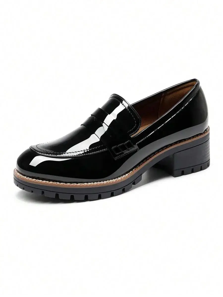 Zapatos de mujer estilo clásico y sencillo
