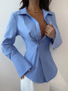 Camisa cuello botones metálicos