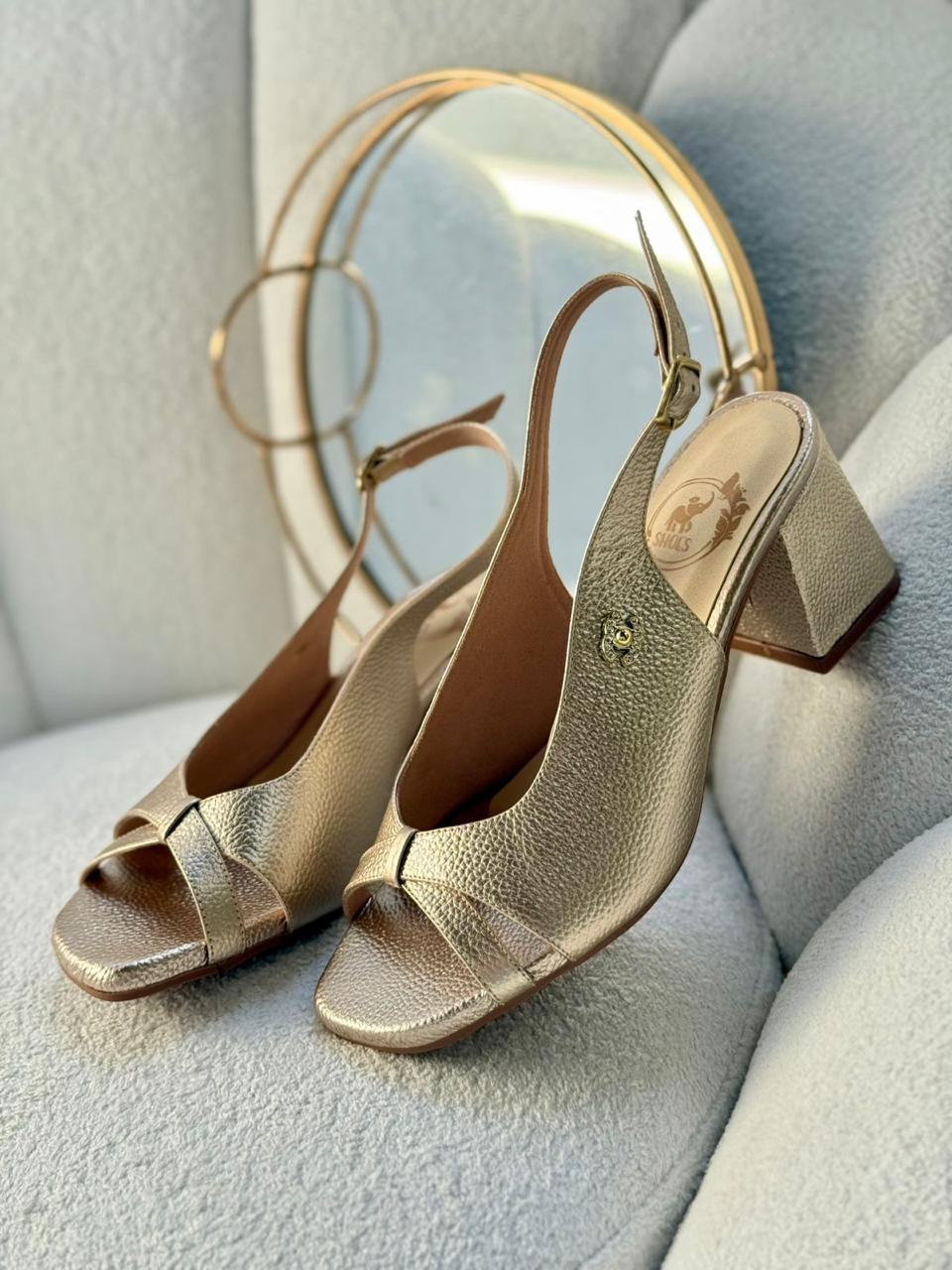 Zapato tacón de Cuero