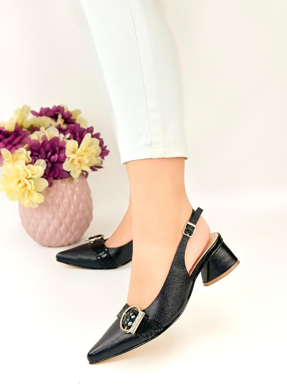 Zapato tacón de Cuero