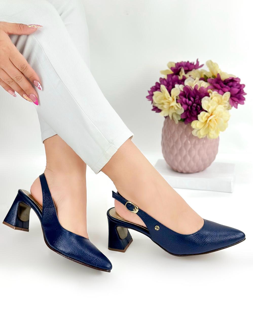 Zapato tacón de Cuero