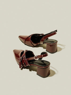 Tacones de plataforma con punta puntiaguda