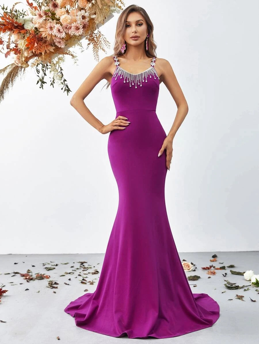 Vestido de tirantes con diseño de diamante de imitación bajo sirena